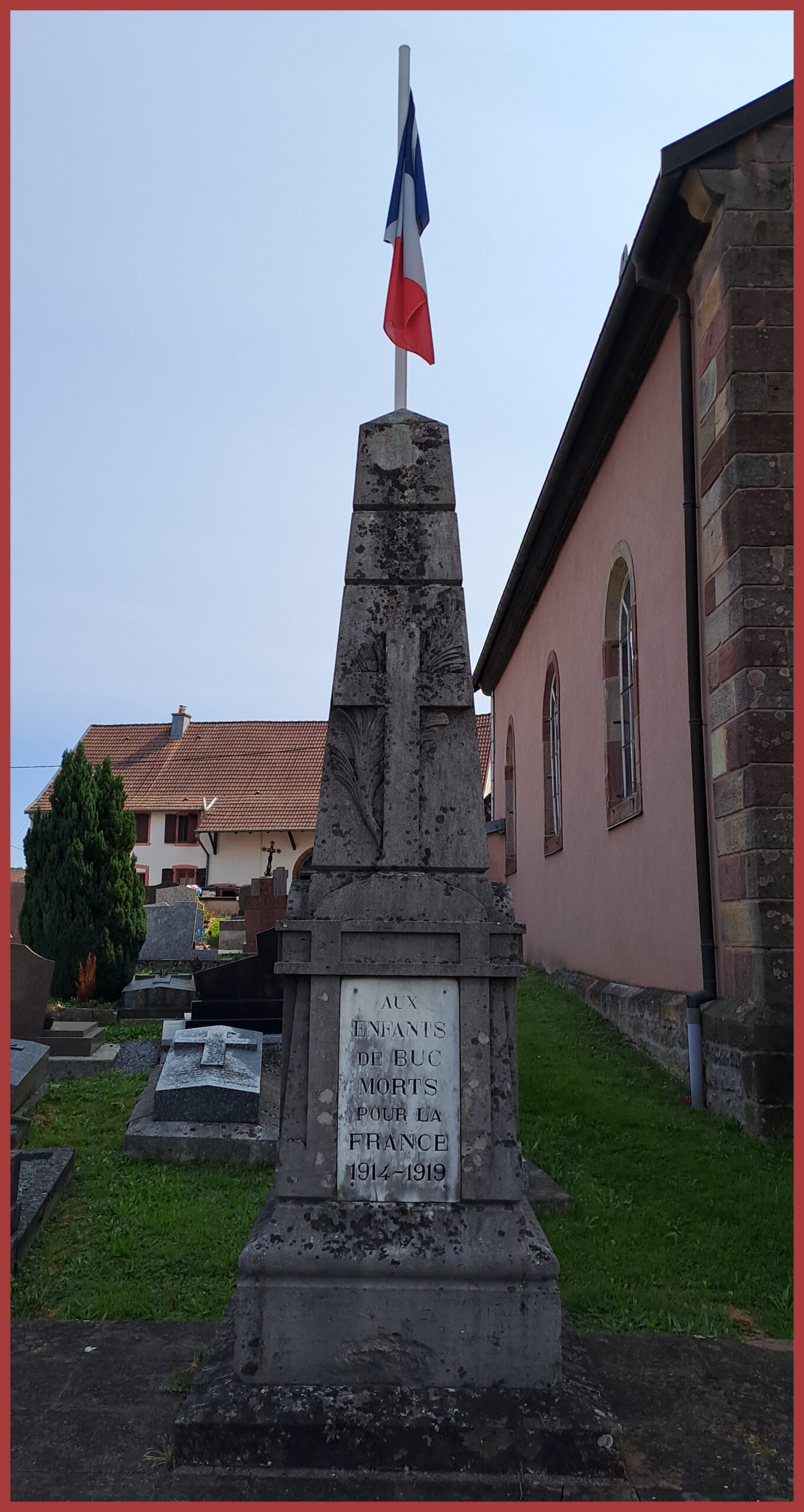 Hommage à nos héros - Le monument aux morts de Buc