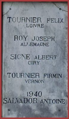 Hommage à nos héros - Plaque du monument aux morts